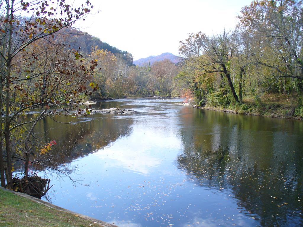 Motel Riverbend Lodging à Bryson City Extérieur photo